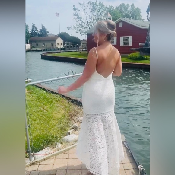 Jaus- Bridal Shower dress-worn once for 4 hours - Picture 2 of 4